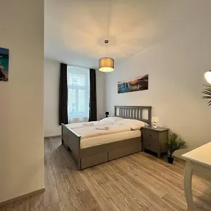 Gesamte Fuer 4 18 Wien